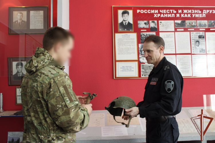 В Северо-Западном округе Росгвардии проходят мероприятия, посвященные Дню неизвестного солдата