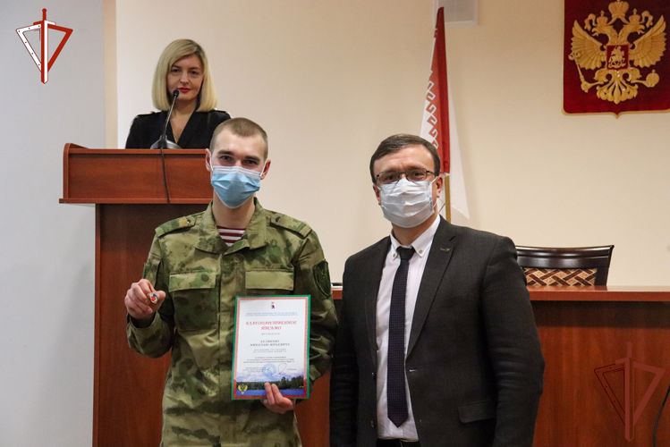 Росгвардейцам вручили награды за участие в тушении лесных пожаров в Республике Марий Эл