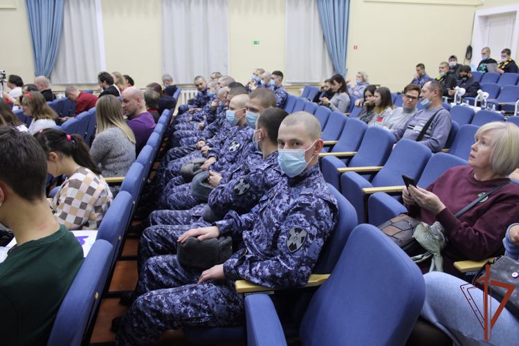 Военнослужащие 33-й бригады оперативного назначения Северо-Западного округа Росгвардии приняли участие в региональном этапе игр КВН 