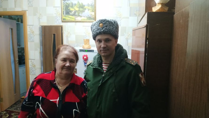 В Вологодской области росгвардейцы навестили семьи погибших военнослужащих