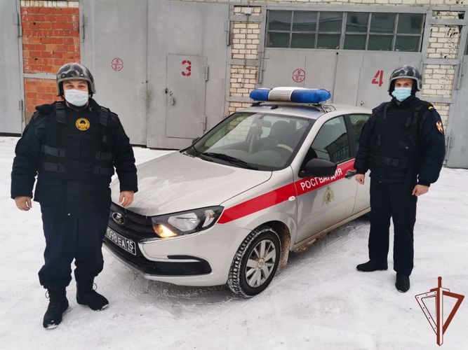 Патруль Росгвардии предотвратил пожар на складах в Нижегородской области