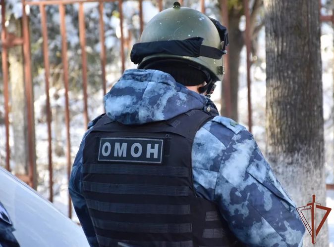 При содействии ОМОН задержан мужчина, который устроил стрельбу в одном из районов Калининграда