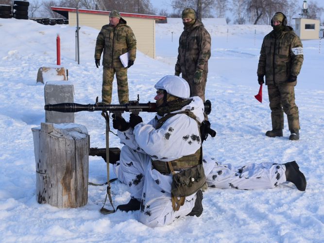 Разведчики воинской части Сибирского округа Росгвардии успешно прошли проверку