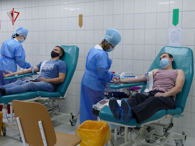 Ко Дню добровольца росгвардейцы провели донорскую акцию в Томской области