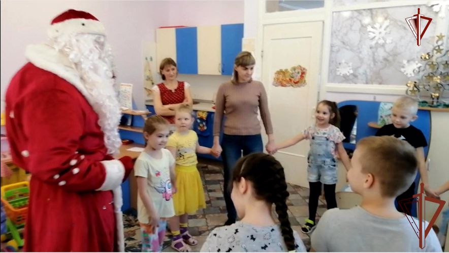 Военнослужащая Росгвардии провела кулинарный мастер-класс для брянских дошколят (видео)