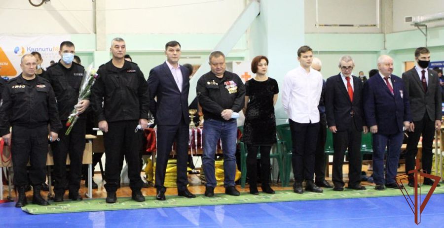 Росгвардия провела в Екатеринбурге юношеский турнир по дзюдо памяти павшего правоохранителя