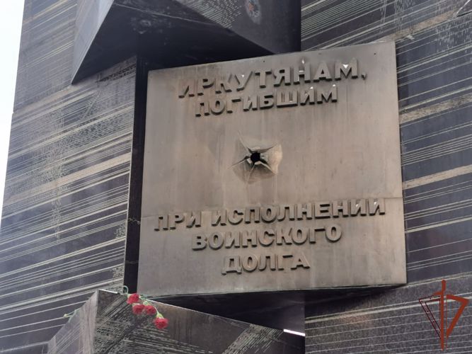 Росгвардейцы в Сибири почтили память погибших в локальных конфликтах воинов