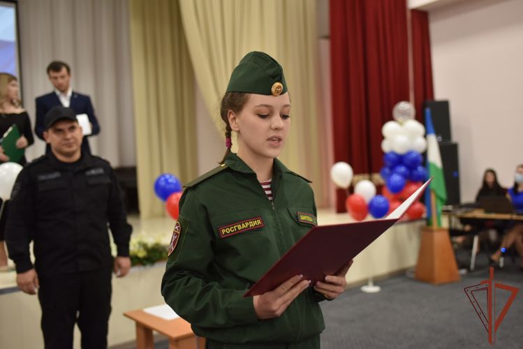 Ученики класса Росгвардии в Кабардино-Балкарии принесли кадетскую клятву
