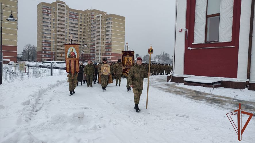  Молебен в честь Александра Невского состоялся в главном храме Росгвардии 
