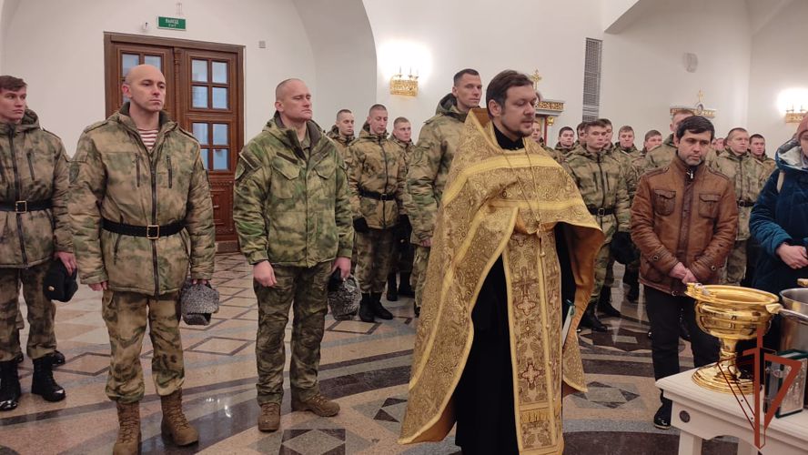  Молебен в честь Александра Невского состоялся в главном храме Росгвардии 