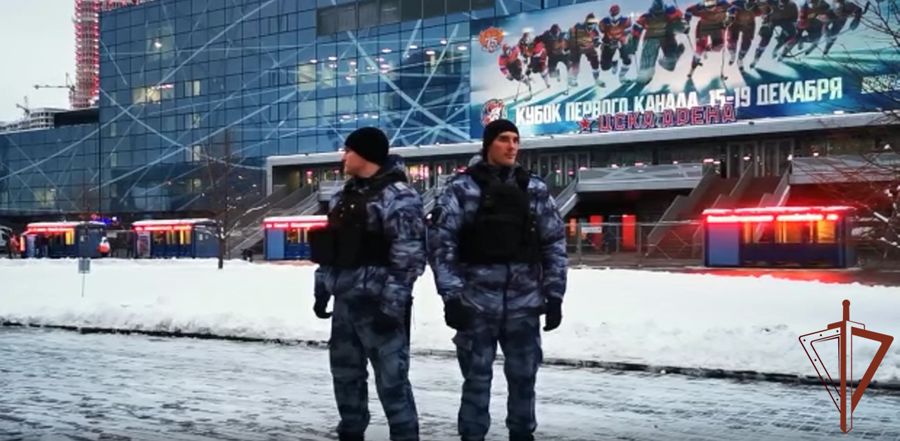  Росгвардия обеспечила безопасность проведения международного хоккейного матча в Москве