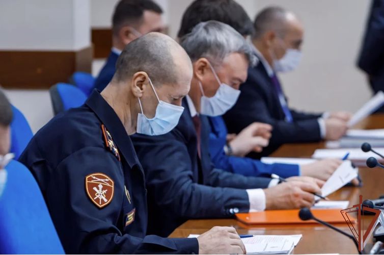 Начальник якутского управления Росгвардии принял участие в заседании антитеррористической комиссии при главе республики