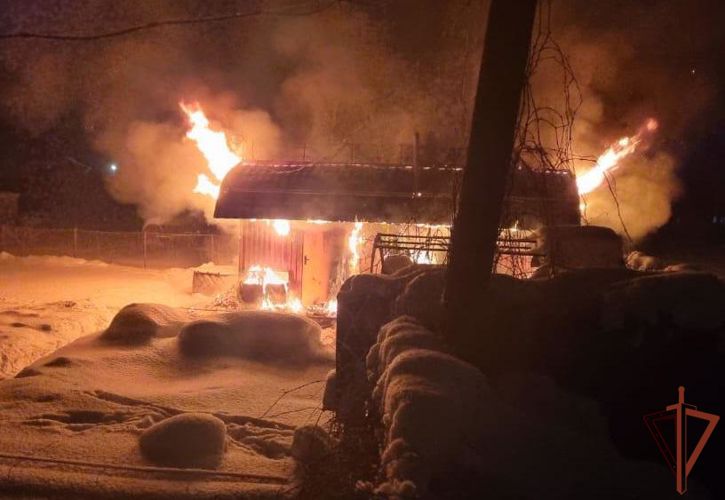 Росгвардейцы не дали разрастись пожару в частном секторе в Ярославской области