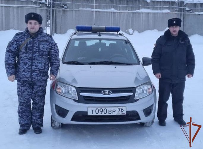 Росгвардейцы не дали разрастись пожару в частном секторе в Ярославской области