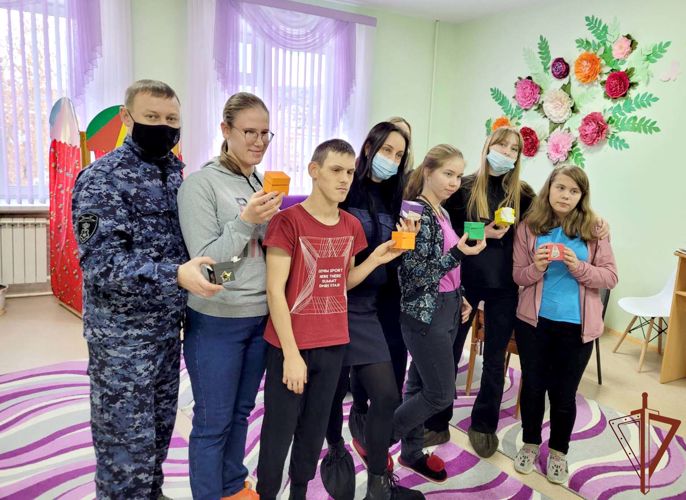 Росгвардейцы приняли участие в праздновании международного Дня детских изобретений на Южном Урале