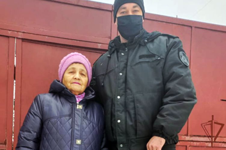 Дед Мороз специального назначения поздравил с Новым годом юных жителей Ростовской области