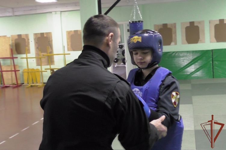 Росгвардия исполнила новогоднее желание архангельского школьника