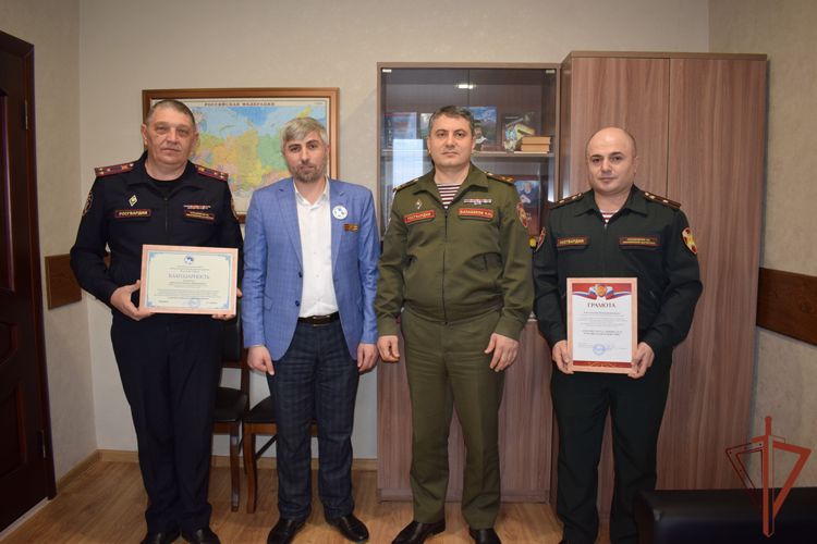 В Дагестане Росгвардия и волонтеры Победы договорились о сотрудничестве