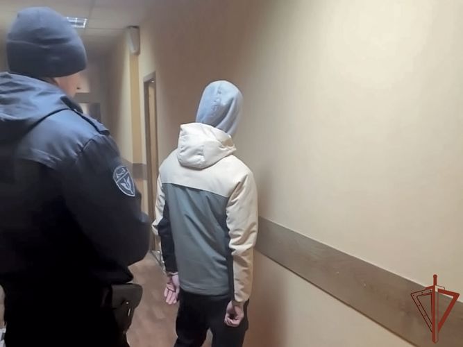 При участии ОМОН Росгвардии в Оренбурге задержаны подозреваемые в сбыте фальшивых денежных купюр