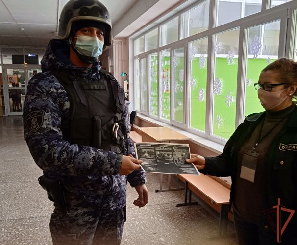 Росгвардия на Среднем Урале участвует в масштабном всероссийском ведомственном проекте «Безопасный Новый год»