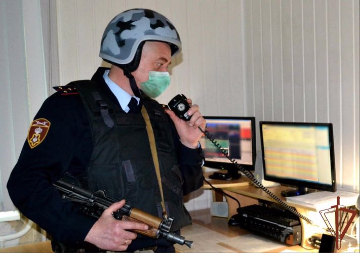 Сотрудники Росгвардии задержали подозреваемого в угоне автомобиля в Кургане