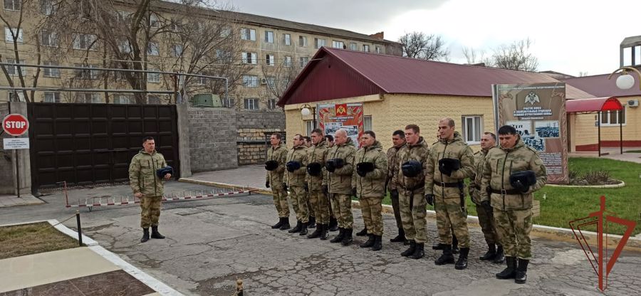 Росгвардейцы почтили память жертв кизлярских событий 1996 года
