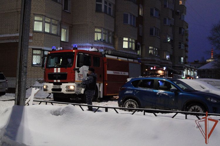 В Архангельске сотрудники Росгвардии приняли участие в масштабном пожарно-тактическом учении