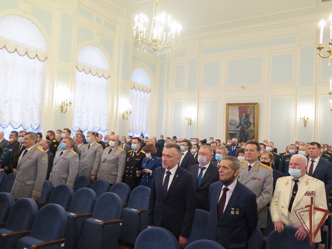 Академический ансамбль Росгвардии поздравил сотрудников прокуратуры с их праздником
