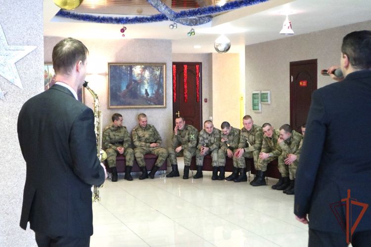 В управлении Уральского округа Росгвардии состоялся спортивный праздник