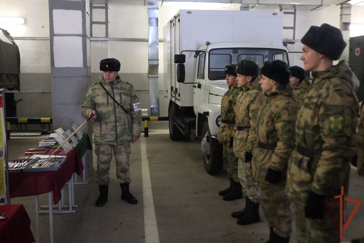 В Уральском округе Росгвардии стартовал зимний период подготовки