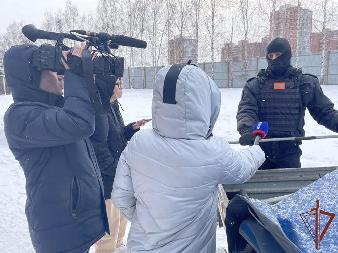 В Сибири прошли тематические мероприятия, приуроченные к 75-летию инженерной службы Росгвардии 