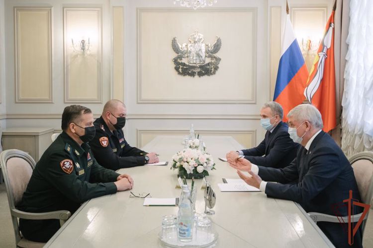 Командующий Центральным округом Росгвардии проинспектировал подразделения ведомства в Воронежской области