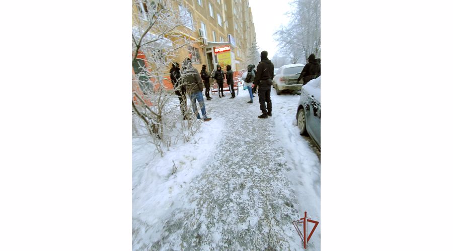 Спецназ Росгвардии помог ликвидировать крупный канал сбыта наркотиков в Оренбурге
