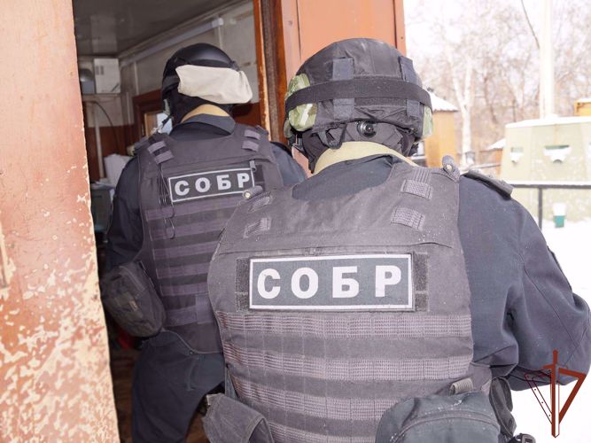 При содействии Росгвардии в Иркутской области задержаны подозреваемые в получении взятки чиновники