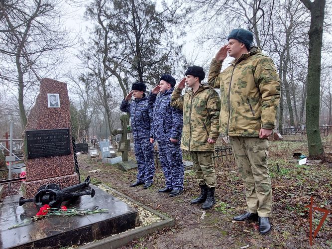 Дань уважения подвигу легендарного крейсера «Варяг» отдали росгвардейцы в Ростове-на-Дону