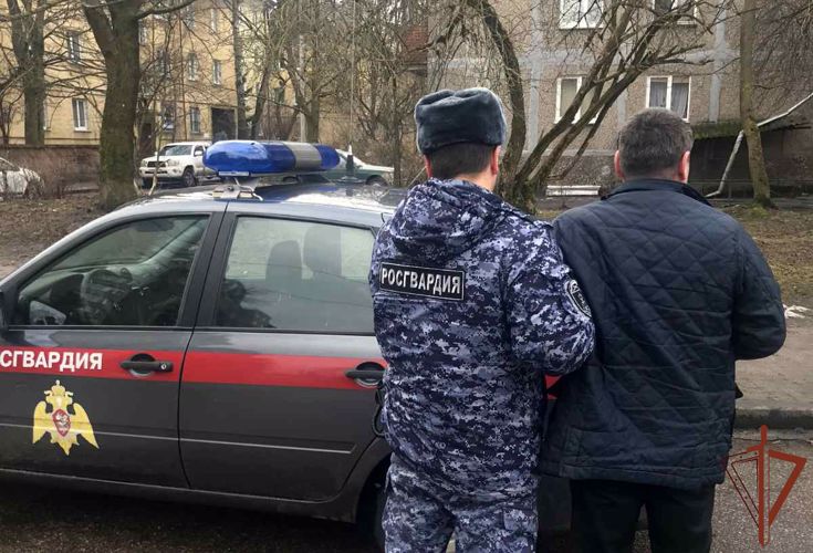 Подозреваемого в угрозе убийством задержал патруль Росгвардии в Калининграде