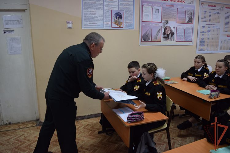 В Приволжском округе Росгвардии отметили День кадета