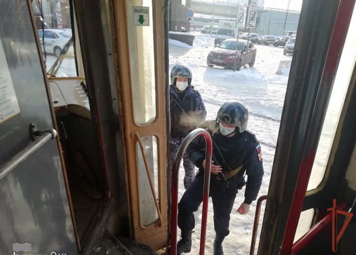 Охранная система Росгвардии позволила пресечь правонарушение в нижегородском трамвае