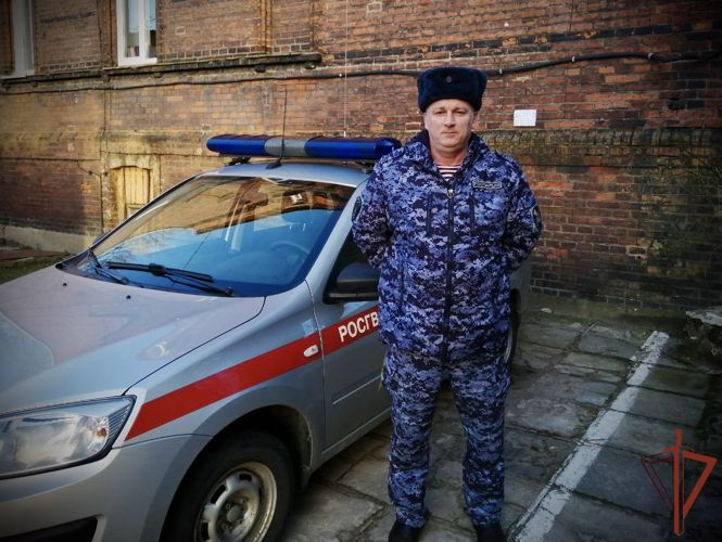 Офицер Росгвардии пришел на помощь пострадавшим в ДТП в Калининградской области