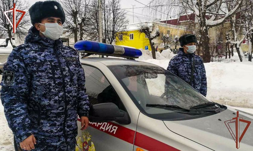 Сотрудники Росгвардии задержали в Марий Эл водителя с признаками опьянения