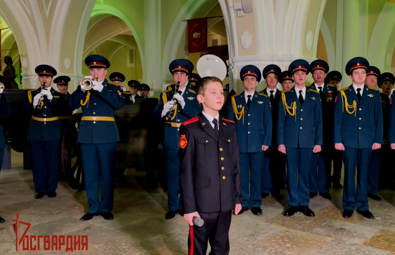 Росгвардейцы Северо-Западного округа поздравили защитников Отечества новым клипом 