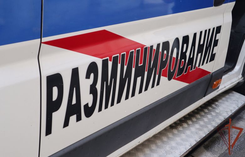 Во Всеволожском районе Ленинградской области взрывотехники ОМОН Росгвардии осмотрели подозрительный предмет 