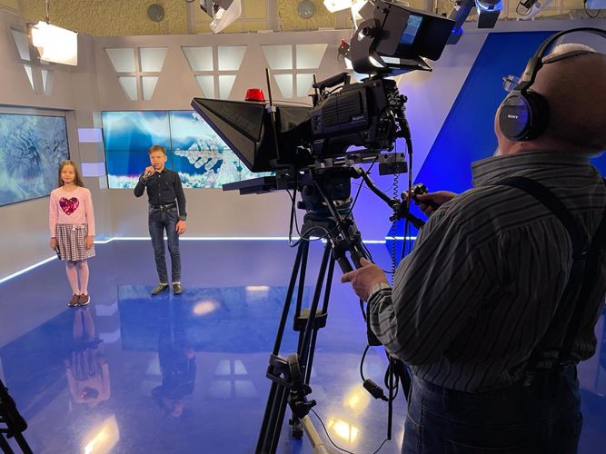 В День защитника Отечества офицер Росгвардии со своей семьей стали героями передачи «Утро России. Иркутск»