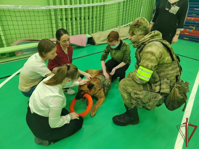В Сибирском округе Росгвардии проходит «Неделя мужества» 