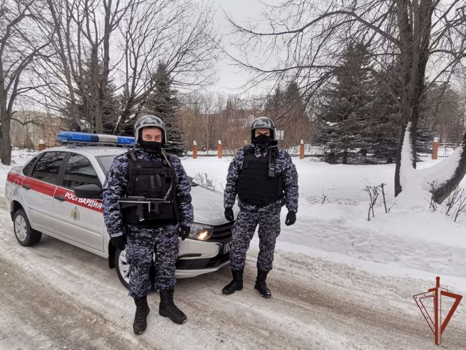 Росгвардейцы в Подмосковье задержали угрожавшего женщине расправой злоумышленника 