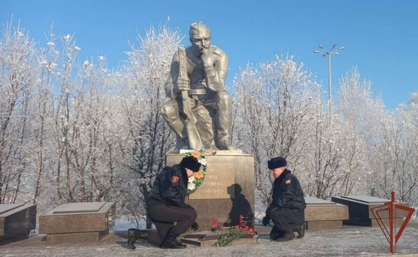 В Уральском округе Росгвардии состоялись памятные мероприятия, посвященные 79-й годовщине Сталинградской битвы