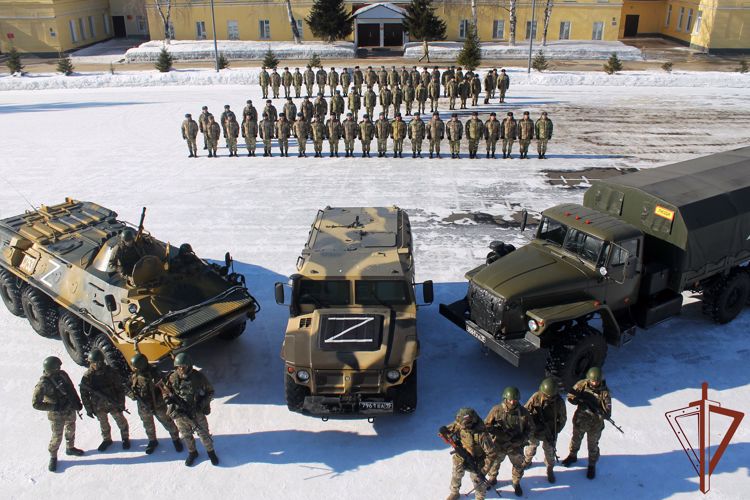 Военнослужащие Северского соединения Росгвардии присоединились к всероссийской акции «#Своих не бросаем» (видео)