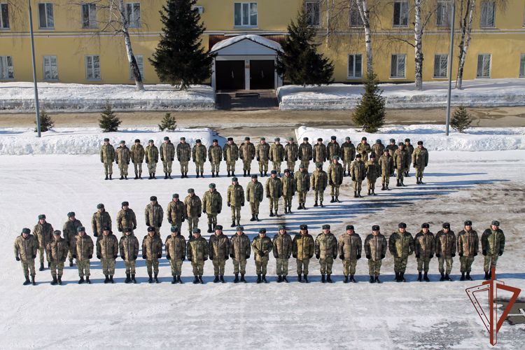 Военнослужащие Северского соединения Росгвардии присоединились к всероссийской акции «#Своих не бросаем» (видео)