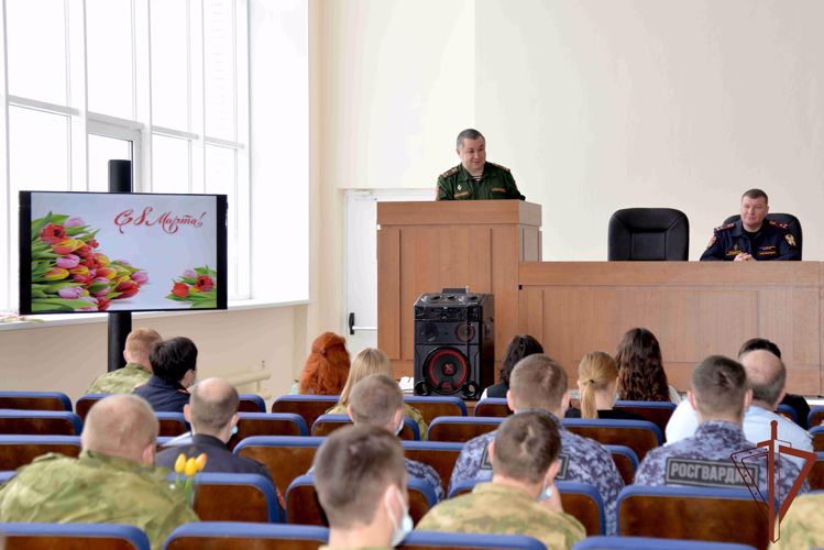 В Уральском округе Росгвардии прошли праздничные мероприятия, посвященные Международному женскому дню