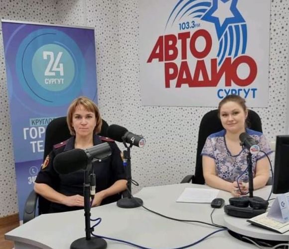 Представительницы югорского управления Росгвардии в приняли участие в радиоэфирах и телесюжетах, посвященных 8 марта (видео)